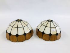 A PAIR OF TIFFANY STYLE LAMP SHADES.