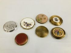 SELECTION OF 7 LADIES COMPACTS TO INCLUDE STRATTON
