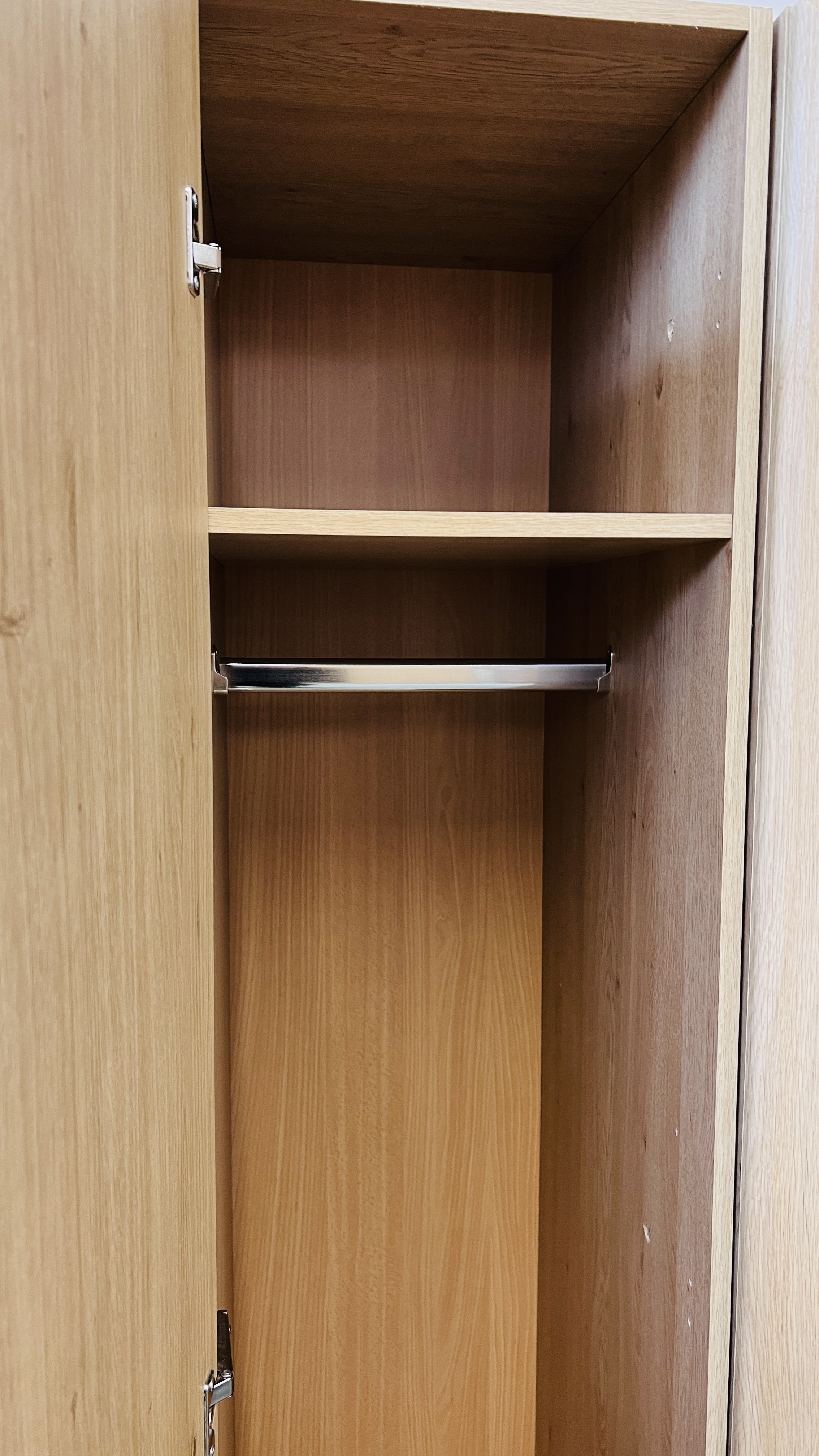 A MODERN LIGHT OAK FINISH TRIPLE WARDROBE WITH CENTRAL MIRRORED DOOR (TWO SECTION), W 115CM, D 52CM, - Image 6 of 8