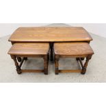 GOLDEN DAWN ERCOL COFFEE TABLE WITH TWO SMALLER PULL OUT EXAMPLES - L 104CM X D 49CM X H 41CM.