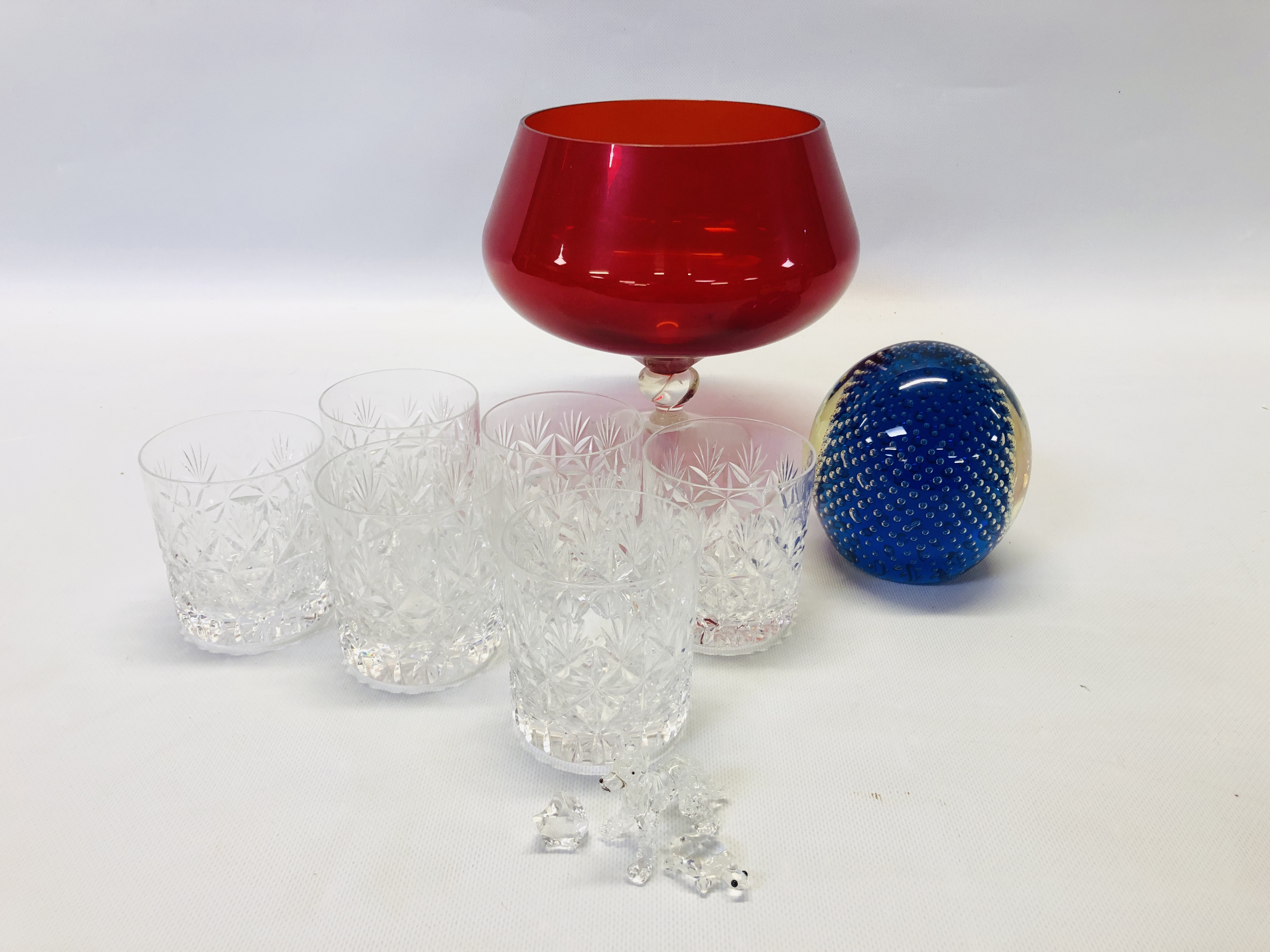 A LARGE ART GLASS PAPERWEIGHT H 12CM ALONG WITH A SET OF 6 CRYSTAL TUMBLERS + RED GLASS SINGLE