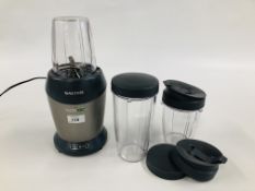 A SALTER NUTRI PRO 1000 WATT BLENDER WITH ACCESSORIES - SOLD AS SEEN.