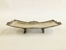 AN ELABORATE SILVER RECTANGULAR DISH, OPEN WORK DETAIL ON FOUR SPLAYED FEET, STAMPED 800, L 33CM,