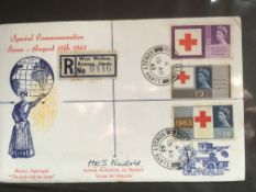 A COLLECTION OF GB FIRST DAY COVERS IN FILE ALBUMS INCLUDING BRADBURY COVERS WITH A FEW SIGNED,