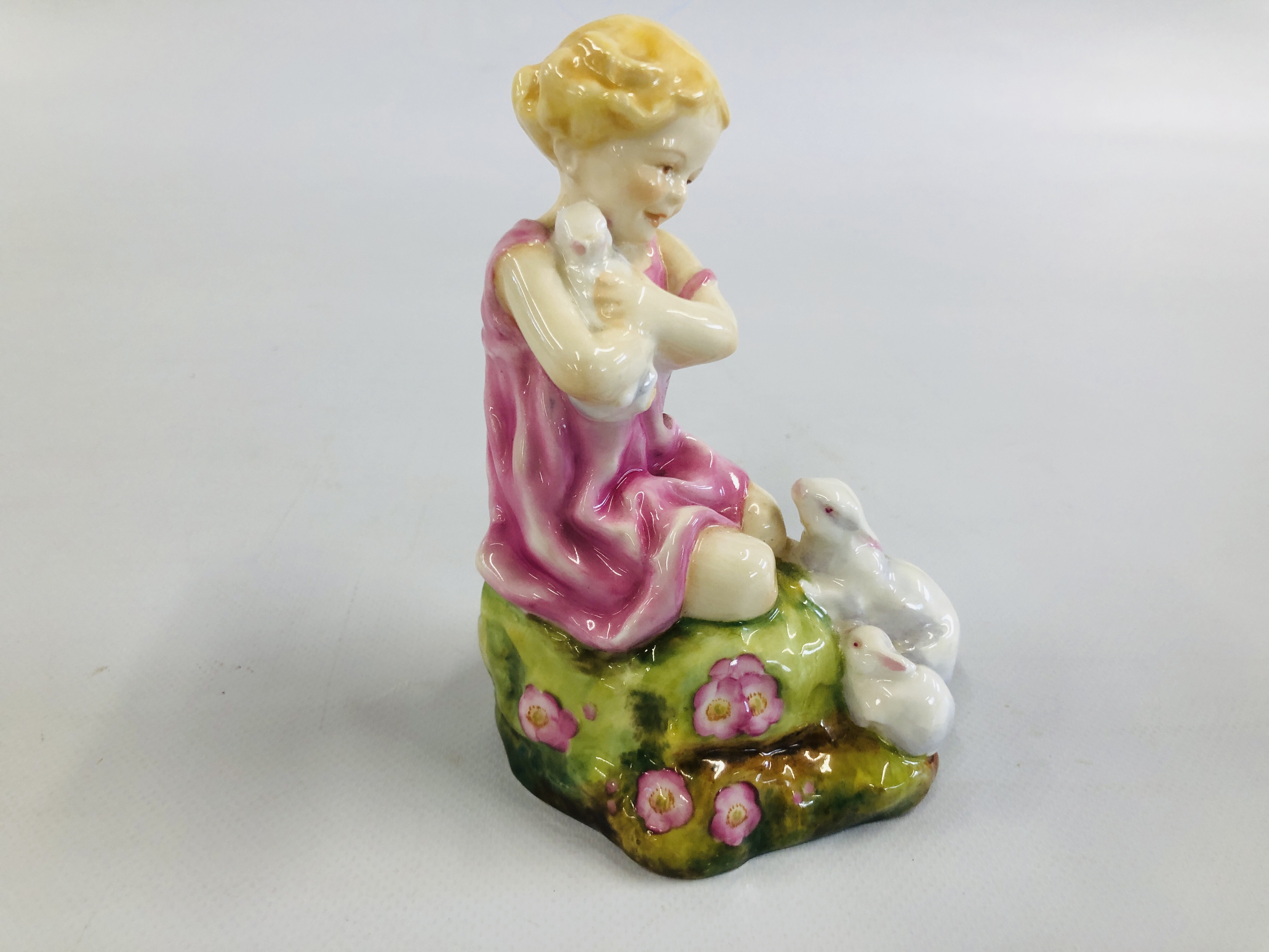 A ROYAL WORCESTER FIGURE OF A GIRL WITH RABBITS MY FAVOURITE MODELLED BY F.G. - Image 4 of 6