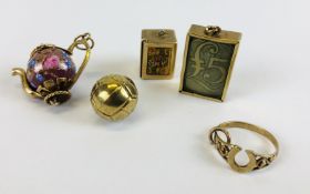 A COLLECTION OF 5 ASSORTED 9CT GOLD CHARMS