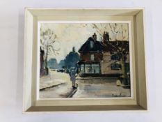 OIL ON BOARD "OLD YARMOUTH" STREET SCENE BEARING SIGNATURE ROWLAND FISHER 24 X 29CM.