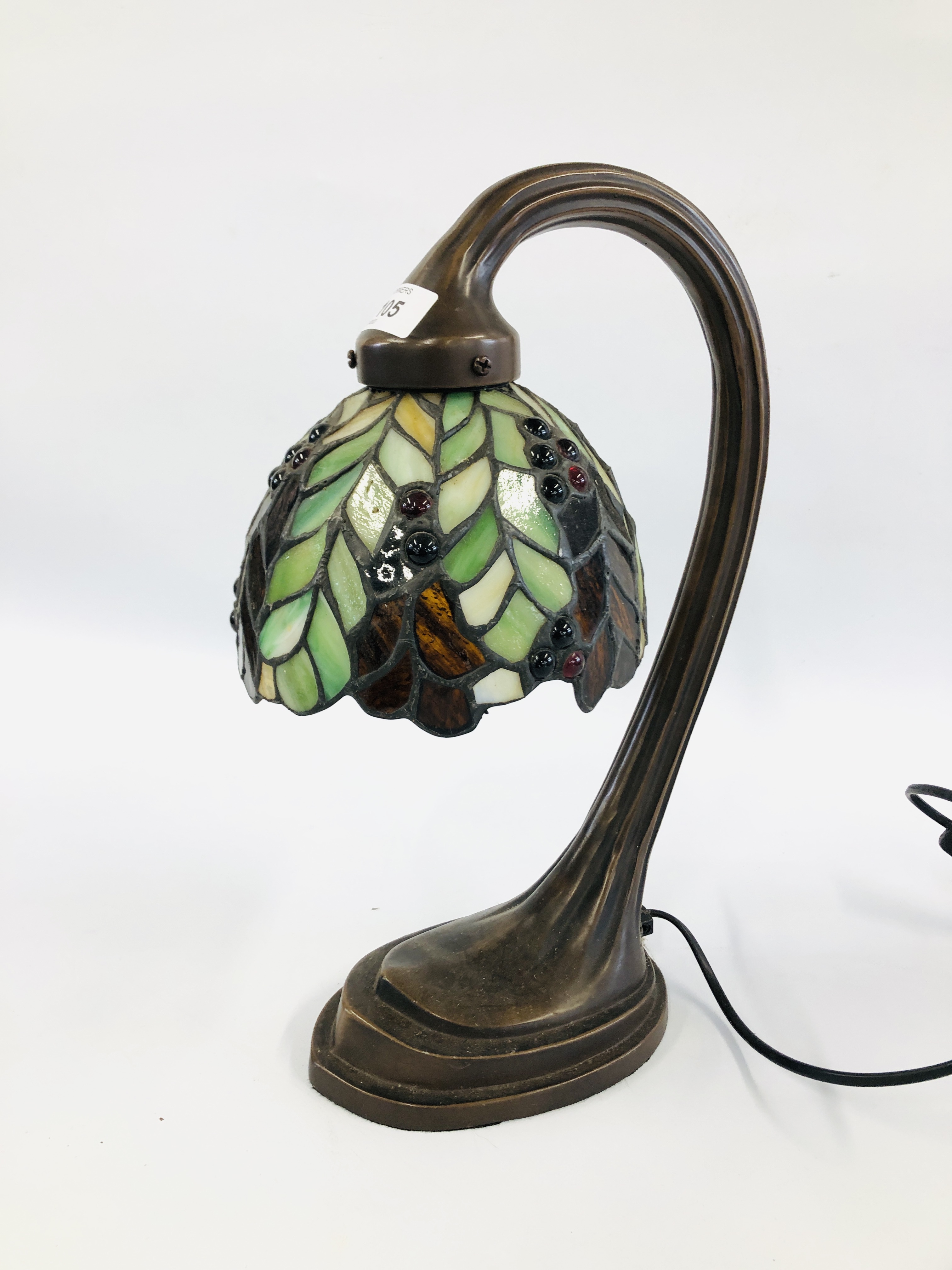 A MODERN TIFFANY STYLE TABLE LAMP - SOLD AS SEEN.