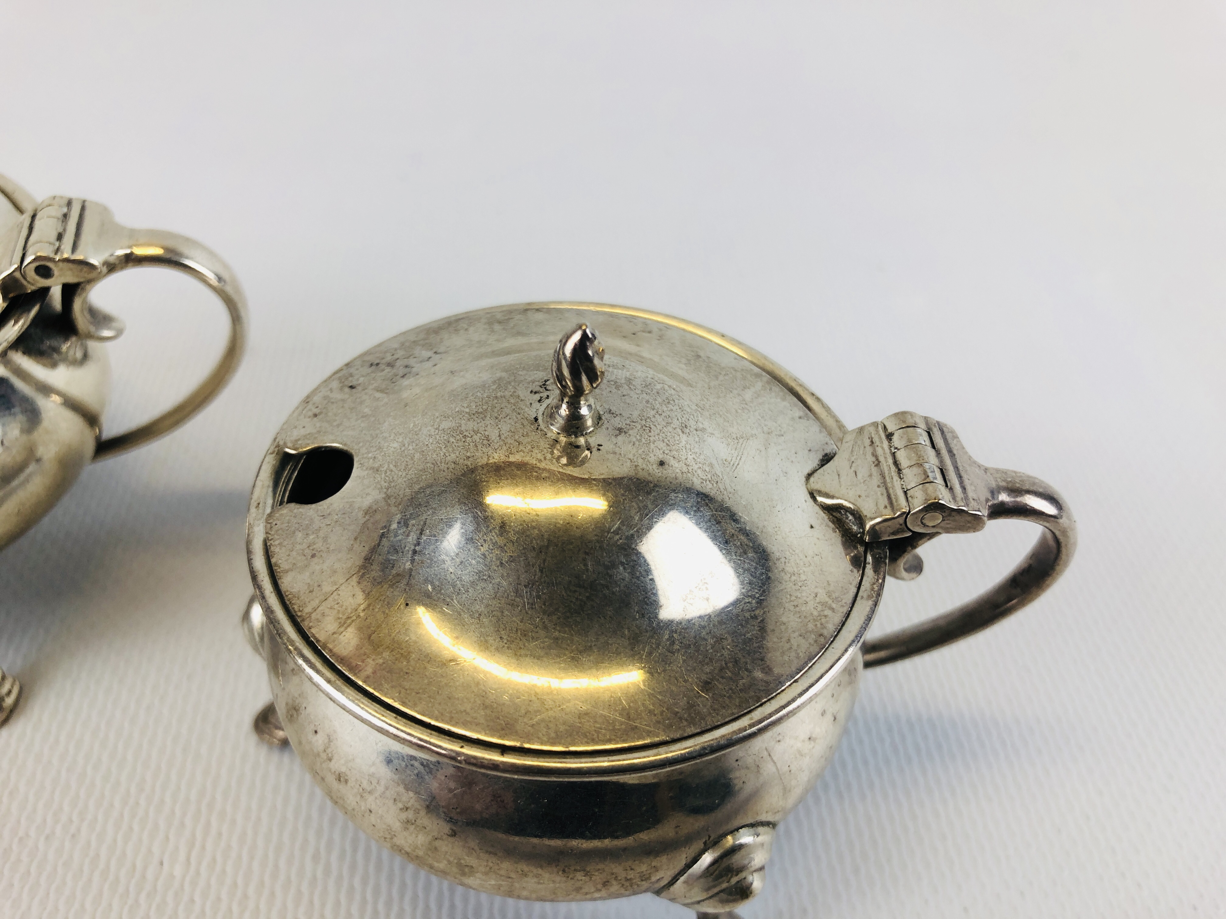 MATCHED SET OF SILVER CONDIMENTS A PAIR OF MUSTARDS LONDON 1940, - Image 7 of 23