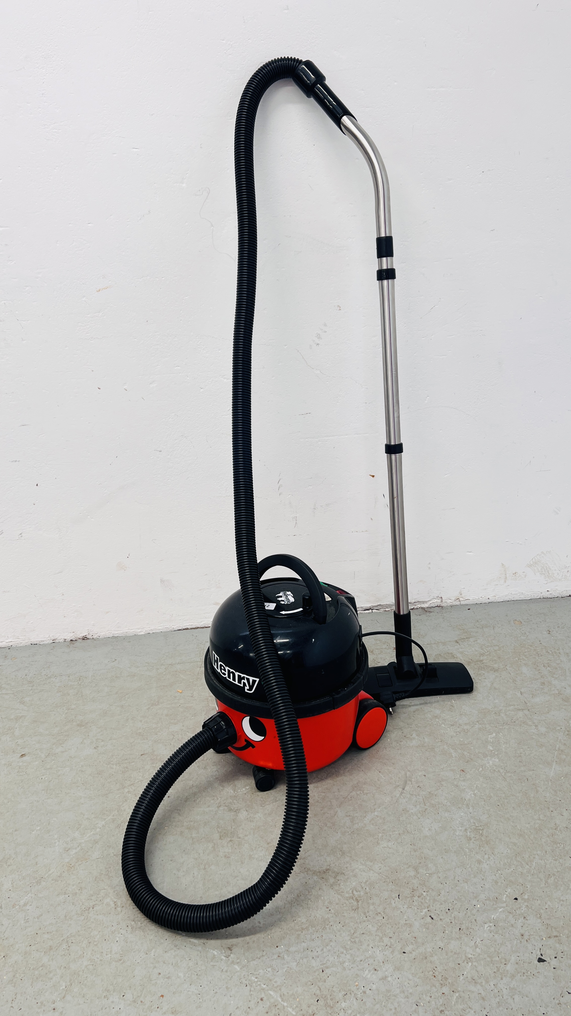 PNEUMATIC HENRY VACUUM CLEANER - SOLD AS SEEN.
