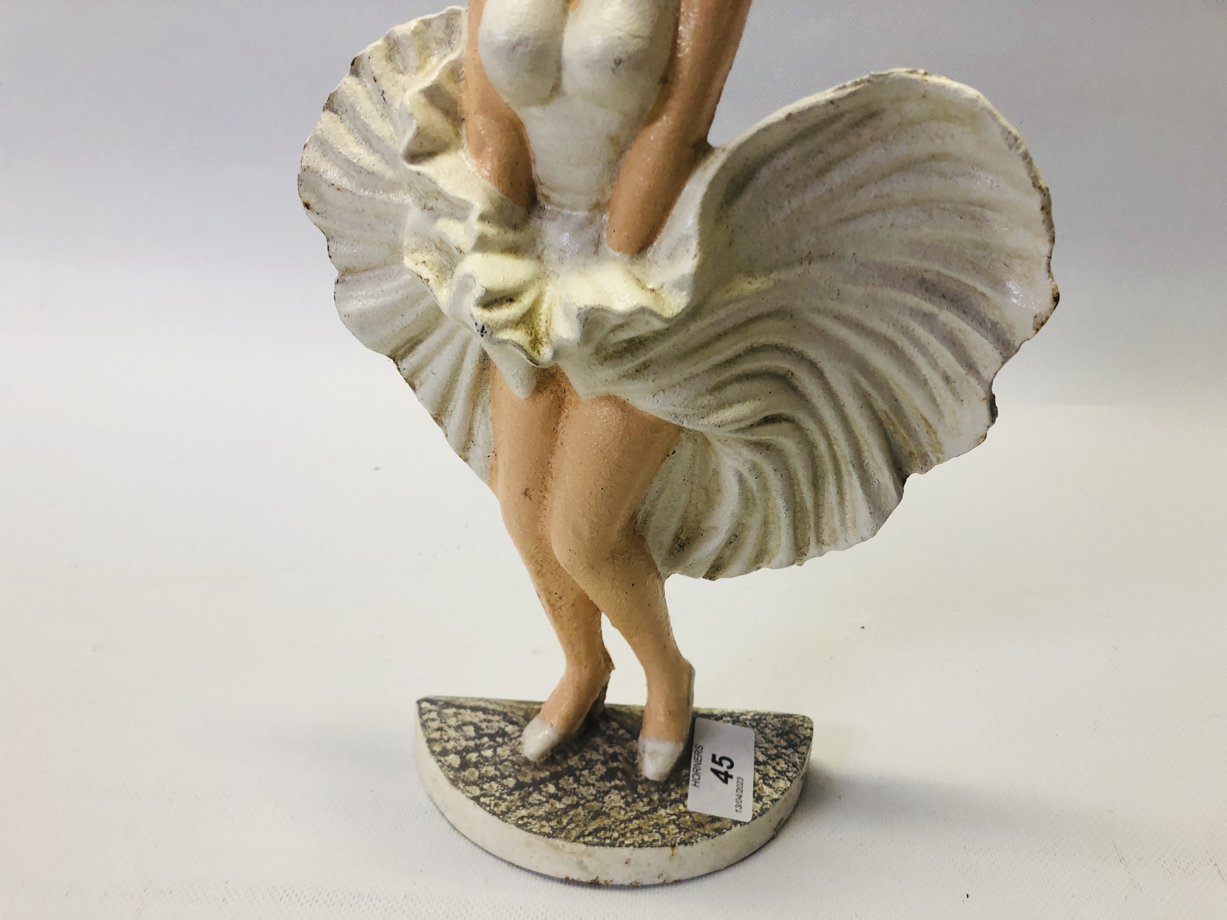 (R) MARILYN MONROE DOORSTOP - Image 3 of 4