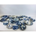 A COLLECTION OF APPROX 35 DELFT PLATES VARIOUS SIZES TO INCLUDE MINIATURE EXAMPLES.