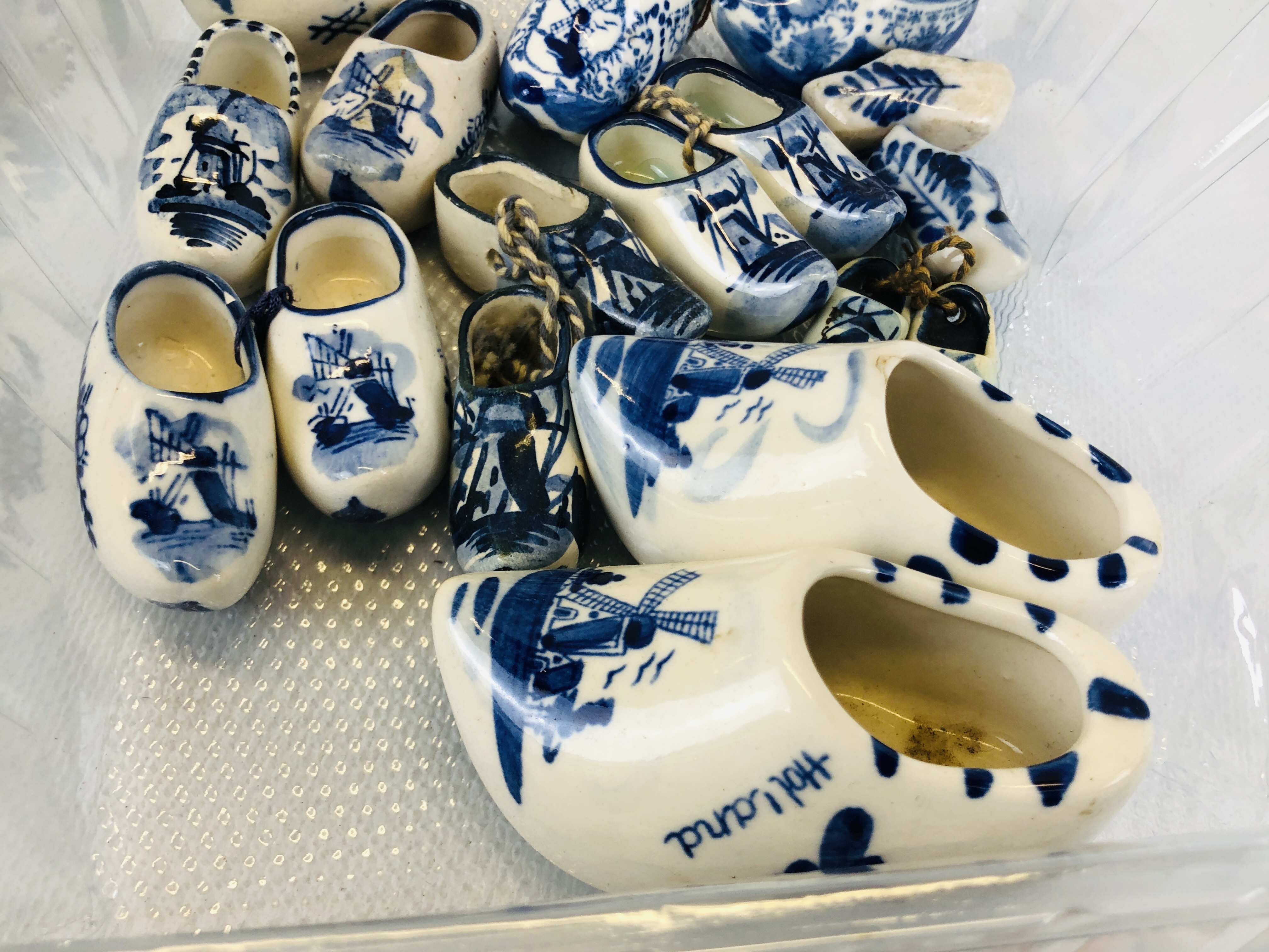 AN EXTENSIVE COLLECTION OF MINIATURE DELFT CLOGS. - Image 7 of 9