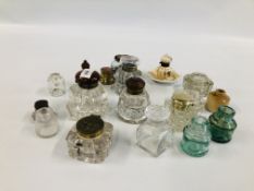 18 X INK GLASS WELLS TO INCLUDE VINTAGE EXAMPLES.