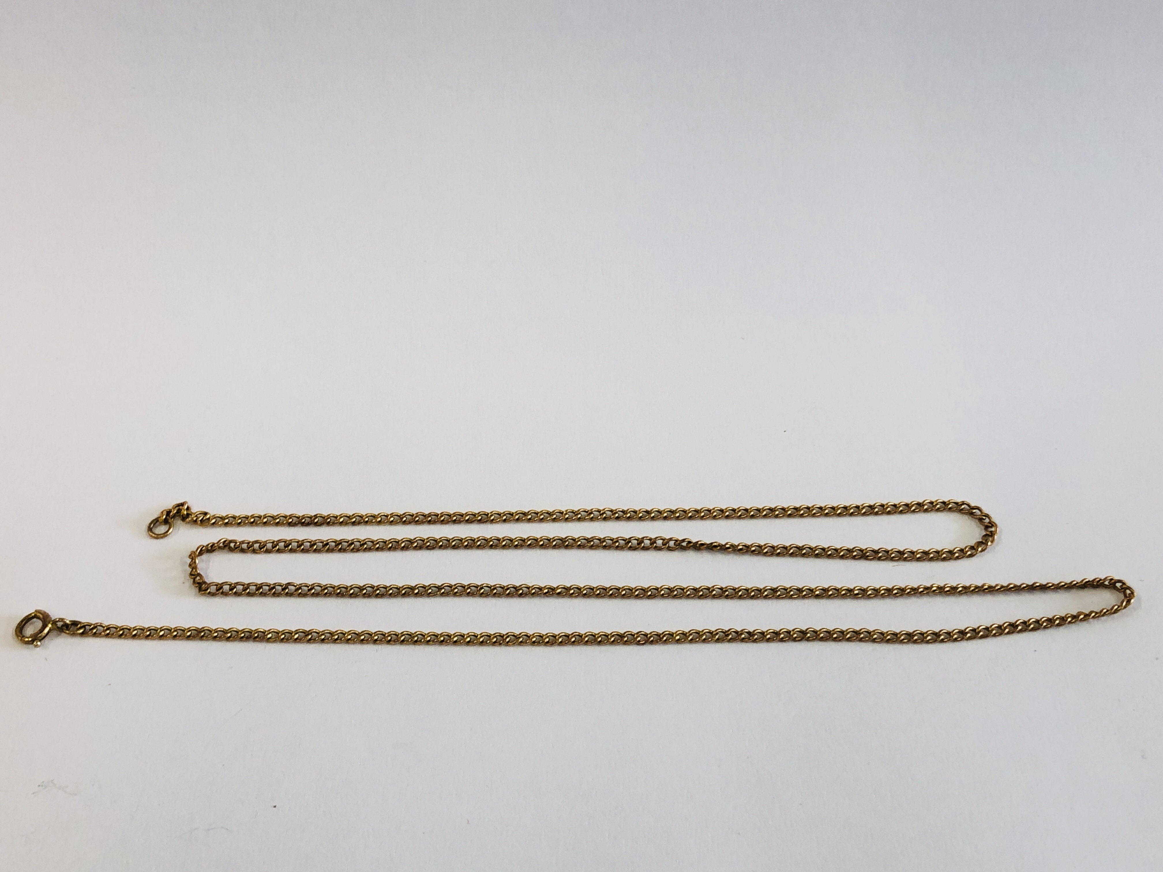 A FINE YELLOW METAL NECKLACE, - Image 16 of 21