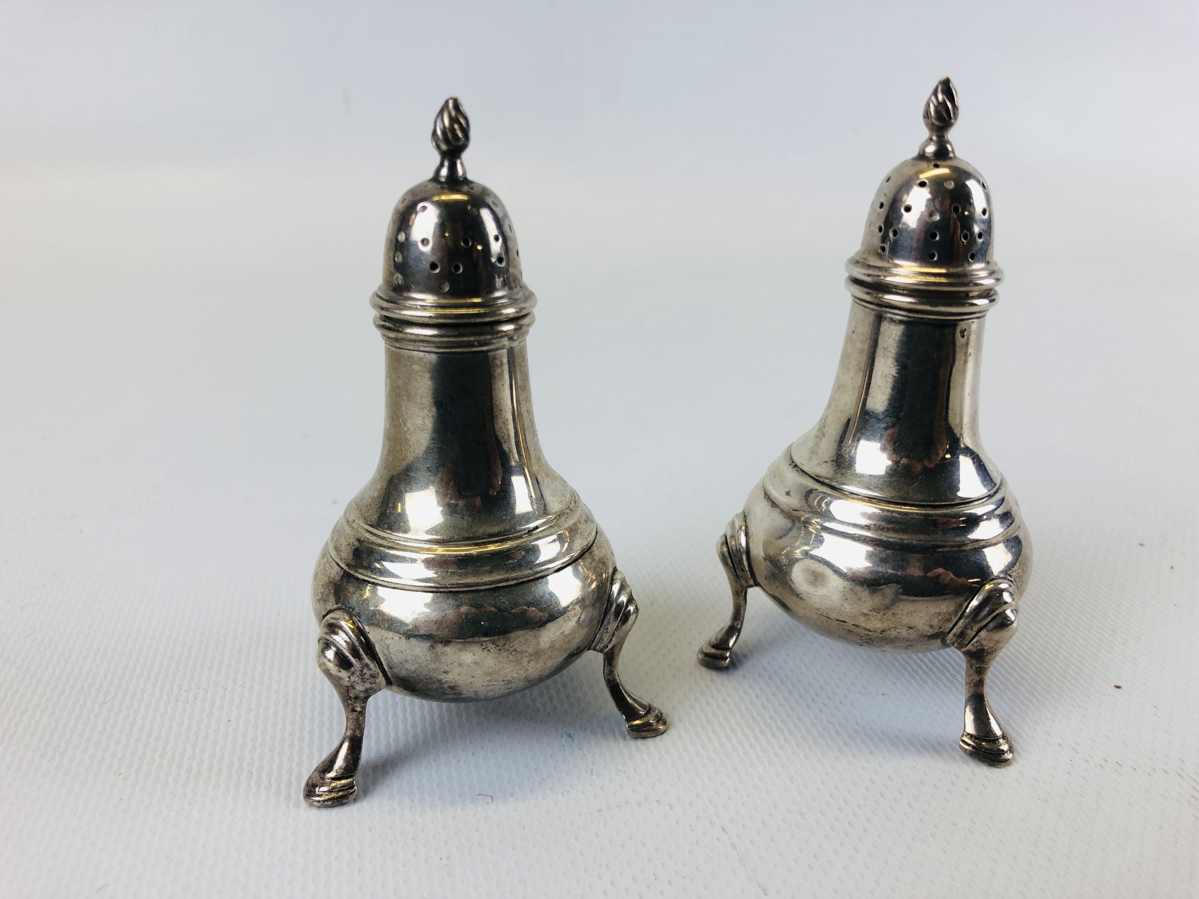 MATCHED SET OF SILVER CONDIMENTS A PAIR OF MUSTARDS LONDON 1940, - Image 19 of 23