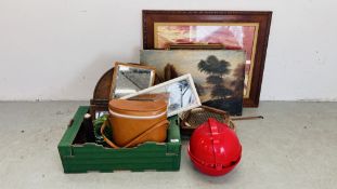 A BOX OF ASSORTED VINTAGE COLLECTABLES TO INCLUDE VARIOUS TENNIS RACKETS, FRAMED MIRROR,