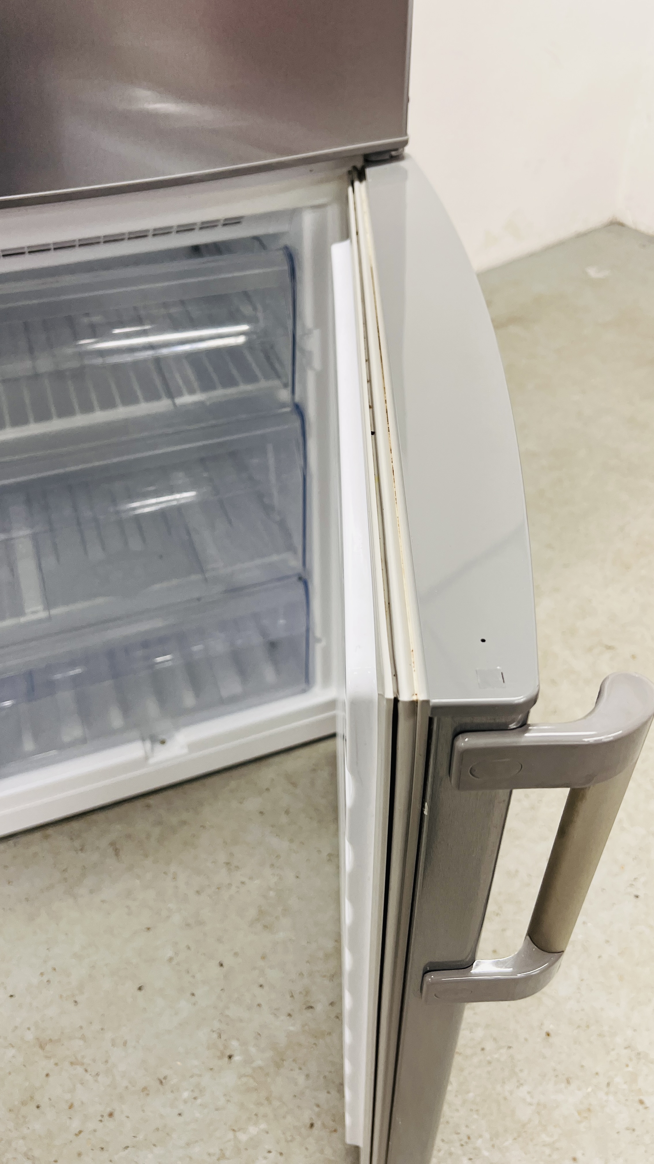 WHIRLPOOL 6th SENSE A++ CLASS NO FROST FRIDGE FREEZER - SOLD AS SEEN. - Image 10 of 10