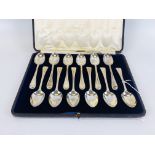 CASED SET OF 12 SILVER DESSERT SPOONS JACKSON AND FULLERTON LONDON 1965.