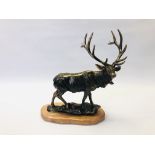 (R) CAST STAG FIGURE - WOODEN BASE