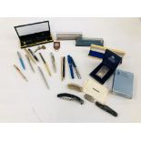 A GROUP OF COLLECTIBLES TO INCLUDE RONSON VARAFLAME ELECTRONIC LIGHTER, COLLECTION OF 3 KNIVES,