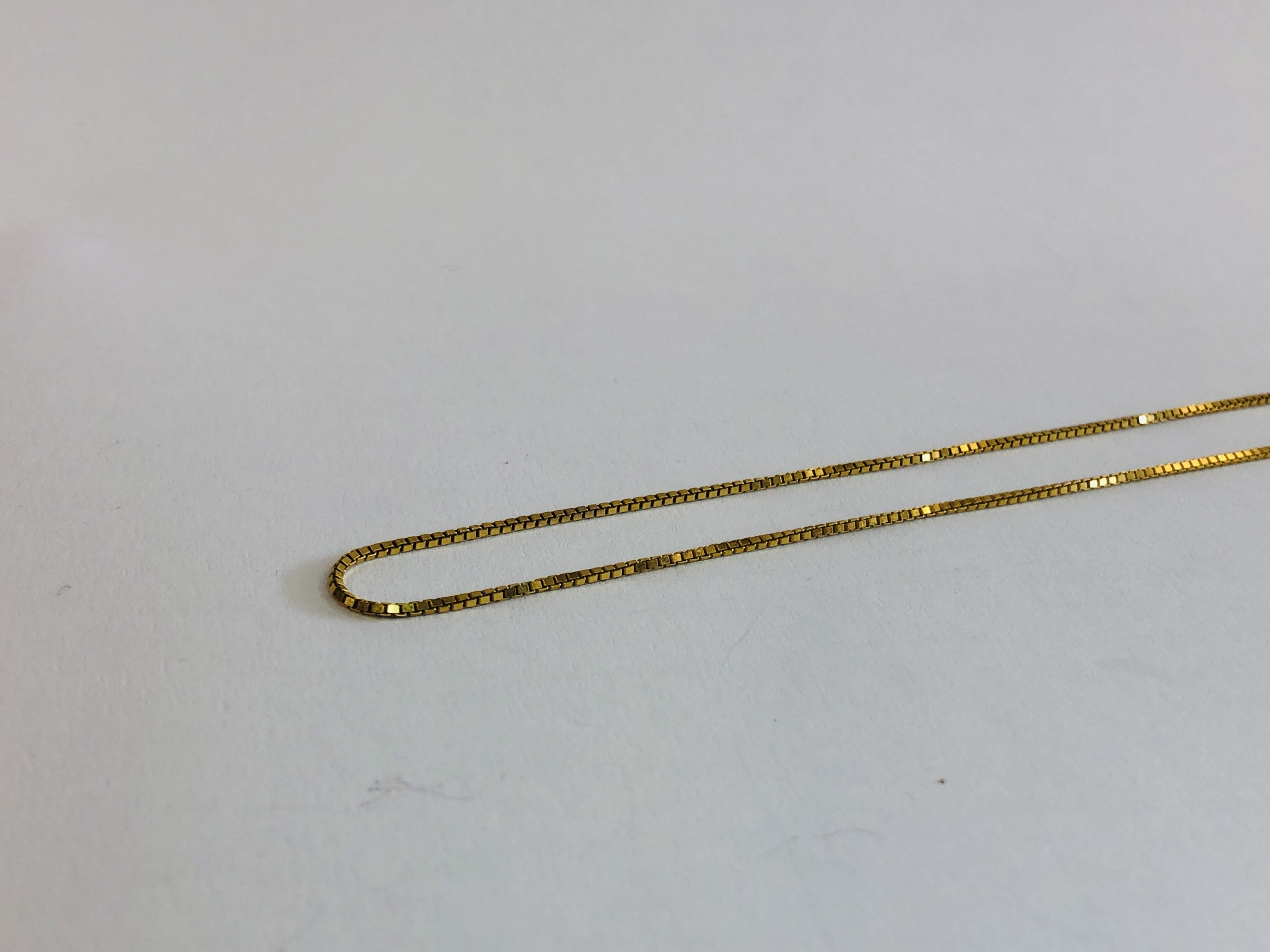 A FINE 9CT GOLD CHAIN L 40CM. - Image 3 of 8