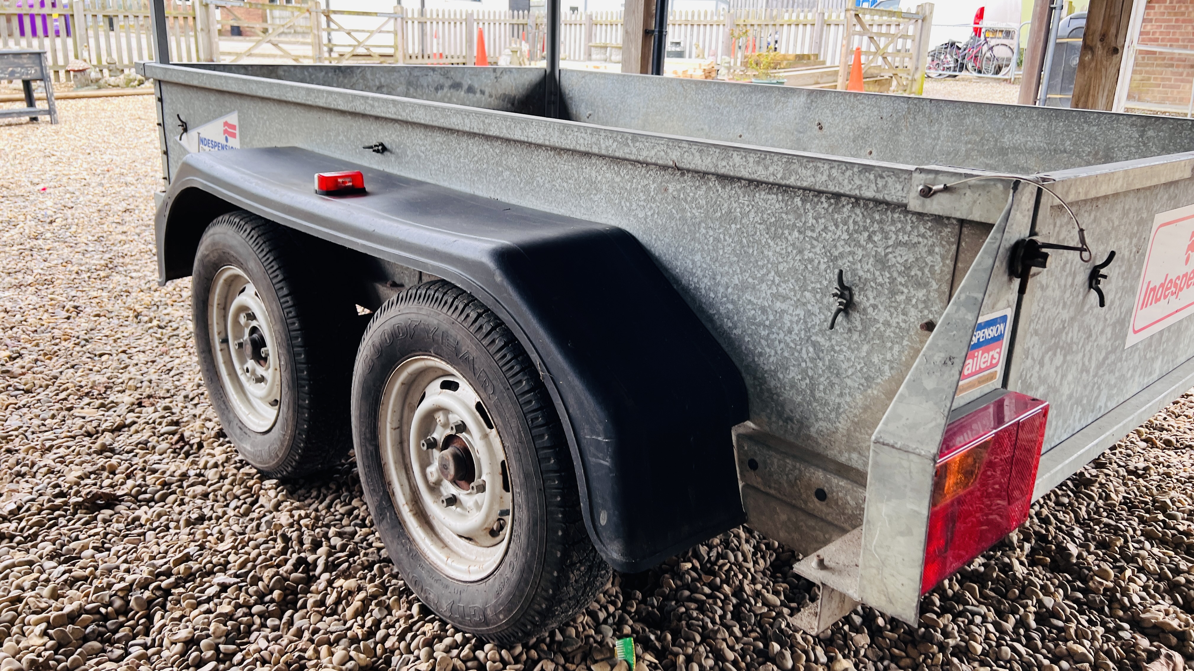 A TWIN AXLE 8FT X 5FT GALVERNISED INDESPENSION TRAILER - BREAKED 2300KG. - Image 10 of 21