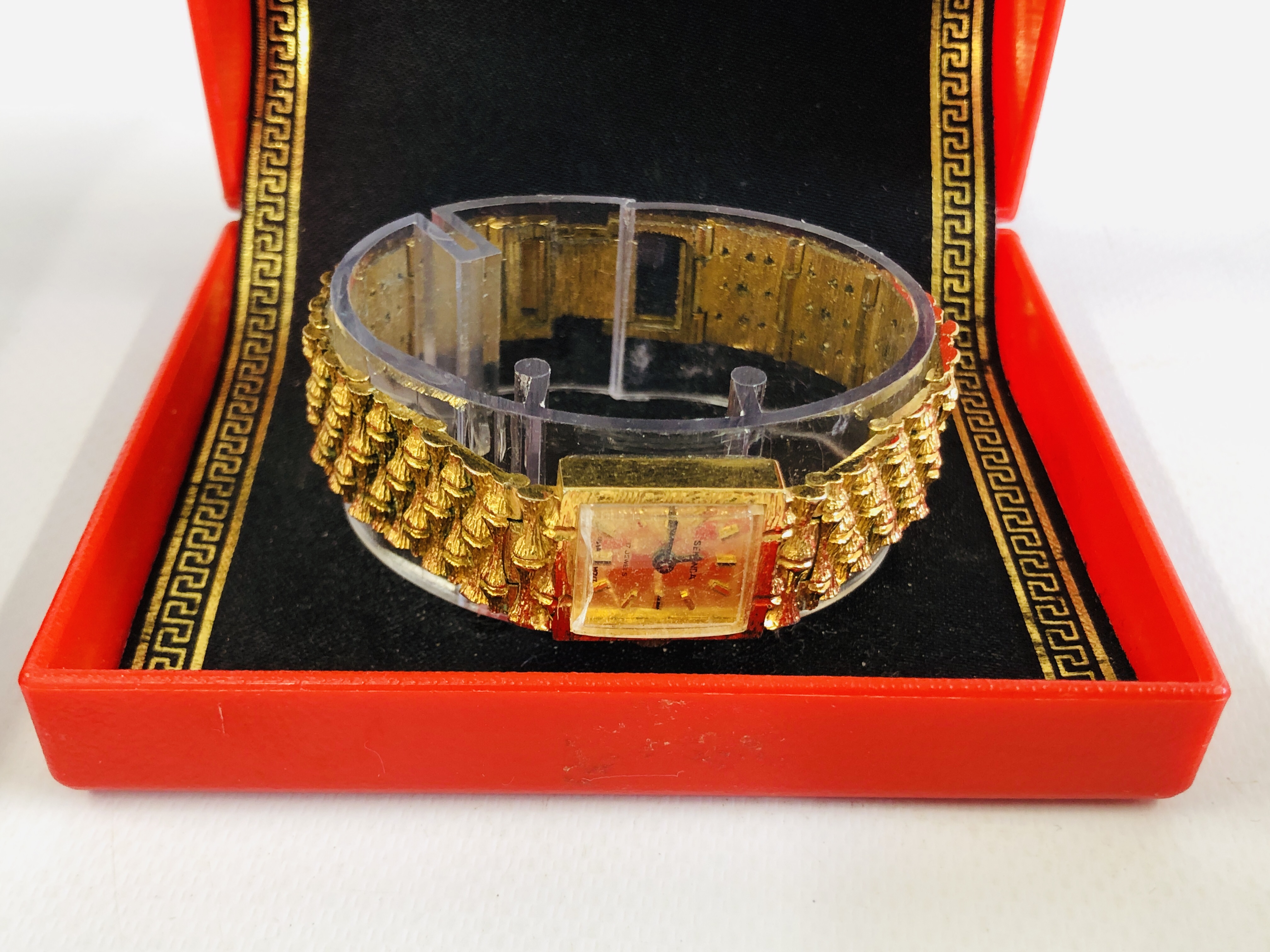 COLLECTION OF GENTS AND LADIES WRIST WATCHES TO INCLUDE MuDu ETC. - Image 7 of 8