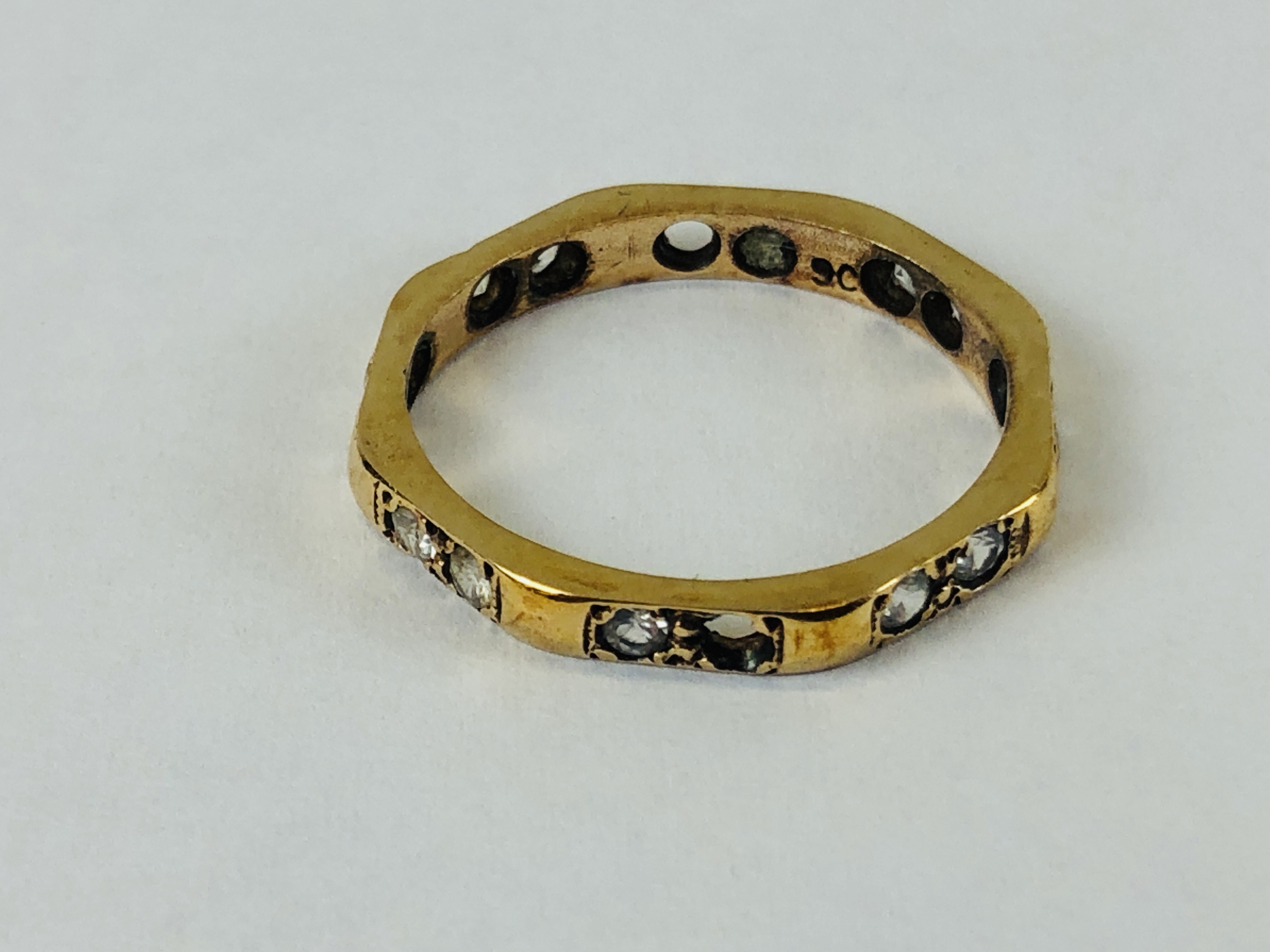 A 9CT GOLD DIAMOND ETERNITY RING (2 STONES MISSING) - Image 2 of 7