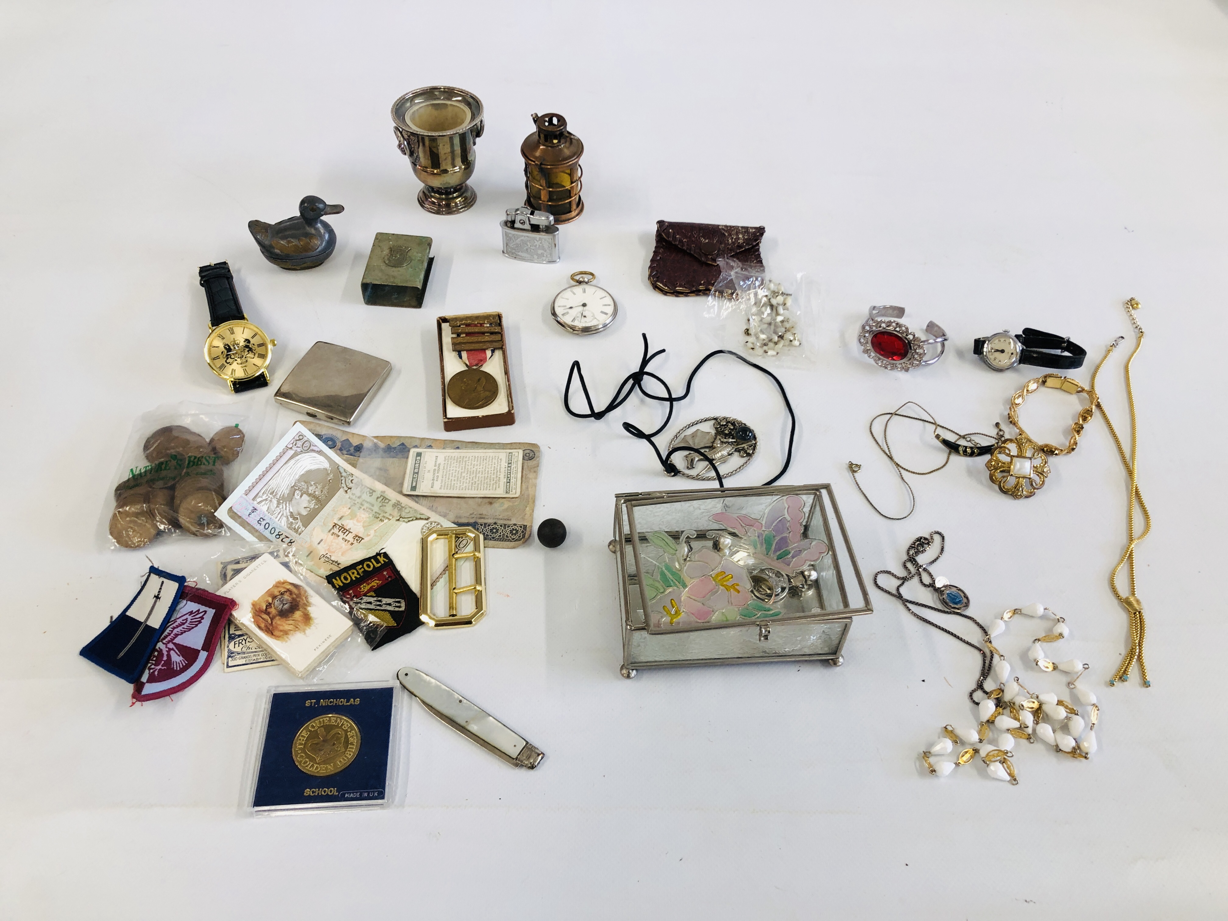 BOX OF INTERESTING ITEMS TO INCLUDE SILVER & MOTHER OF PEARL FRUIT KNIFE AND COSTUME JEWELLERY ETC.