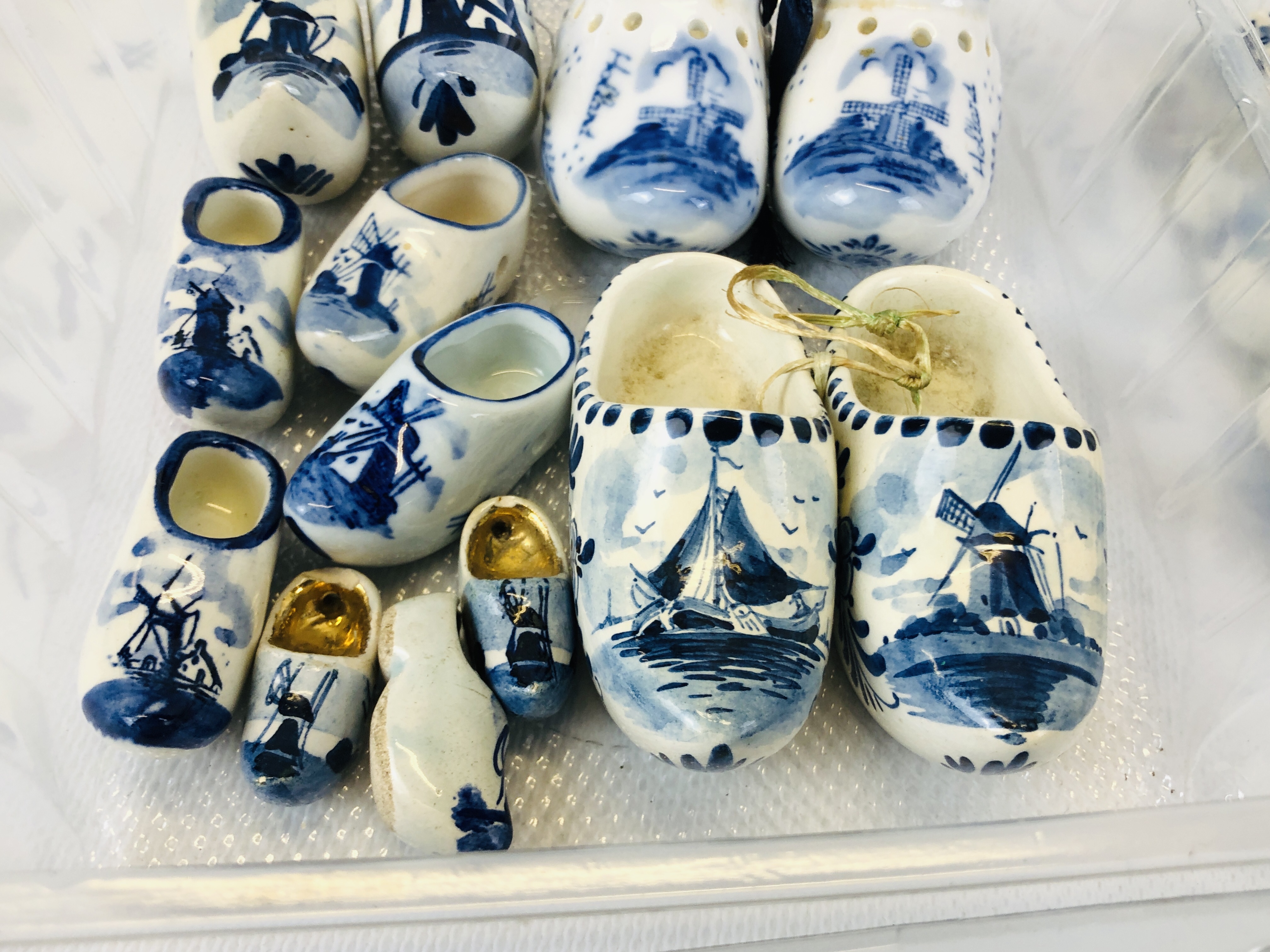 AN EXTENSIVE COLLECTION OF MINIATURE DELFT CLOGS. - Image 4 of 9