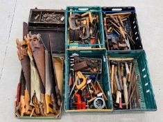 A COLLECTION OF VINTAGE HAND TOOLS INCLUDING WOOD WORKING, G-CLAMPS, PLANES, CHISELS, HAMMERS, SAWS,
