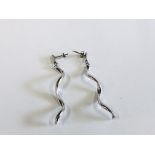 A PAIR OF DESIGNER 9CT WHITE GOLD TWIST EARRINGS.