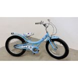 A GIRLS CRUISER STYLE GLOSS BICYCLE (BLUE).