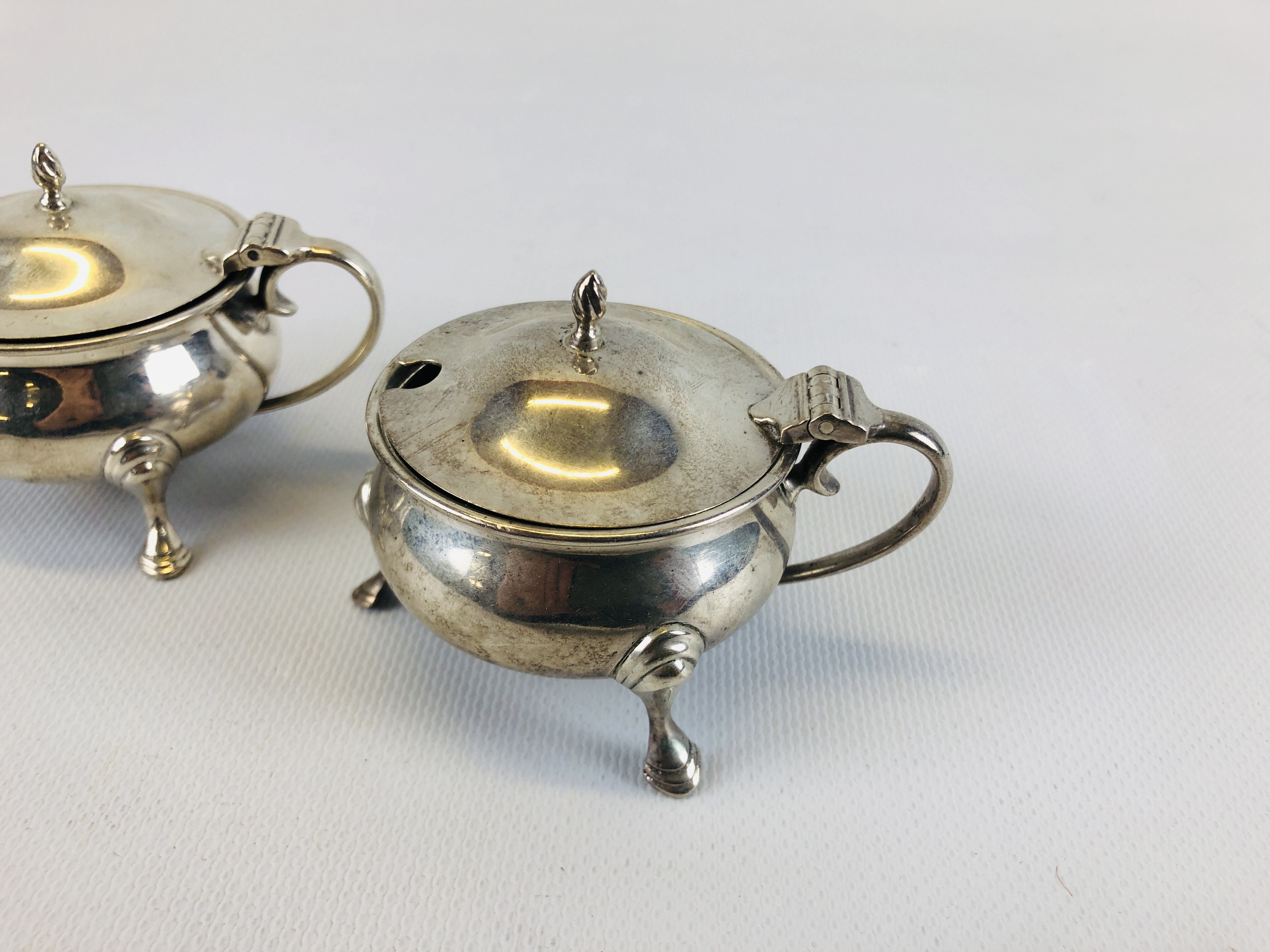 MATCHED SET OF SILVER CONDIMENTS A PAIR OF MUSTARDS LONDON 1940, - Image 6 of 23