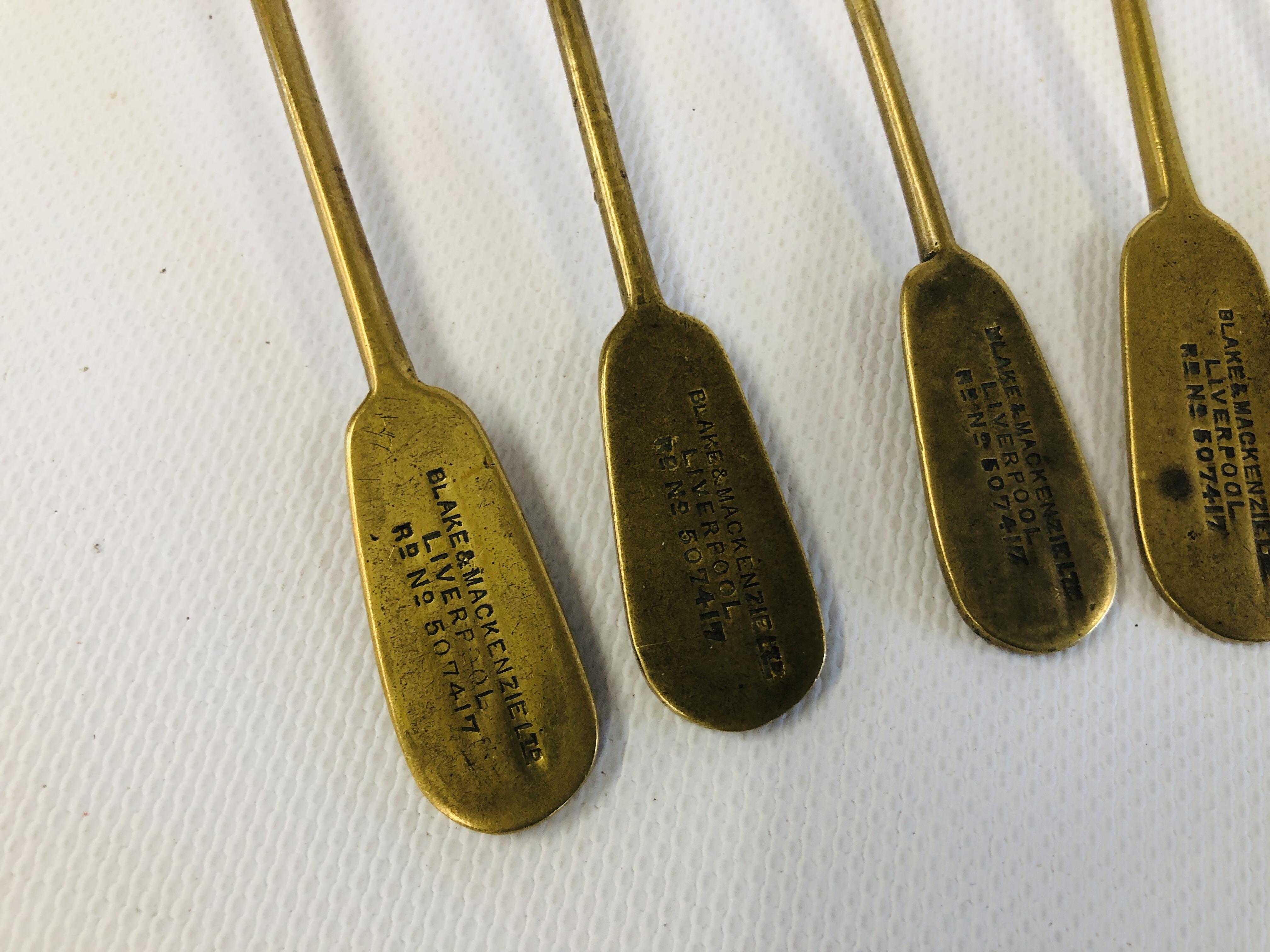 A COLLECTION OF 19 VINTAGE BRASS SEED MEASURES ALL IMPRESSED WITH "BLAKE & MACKENZIE LTD LIVERPOOL" - Image 2 of 10