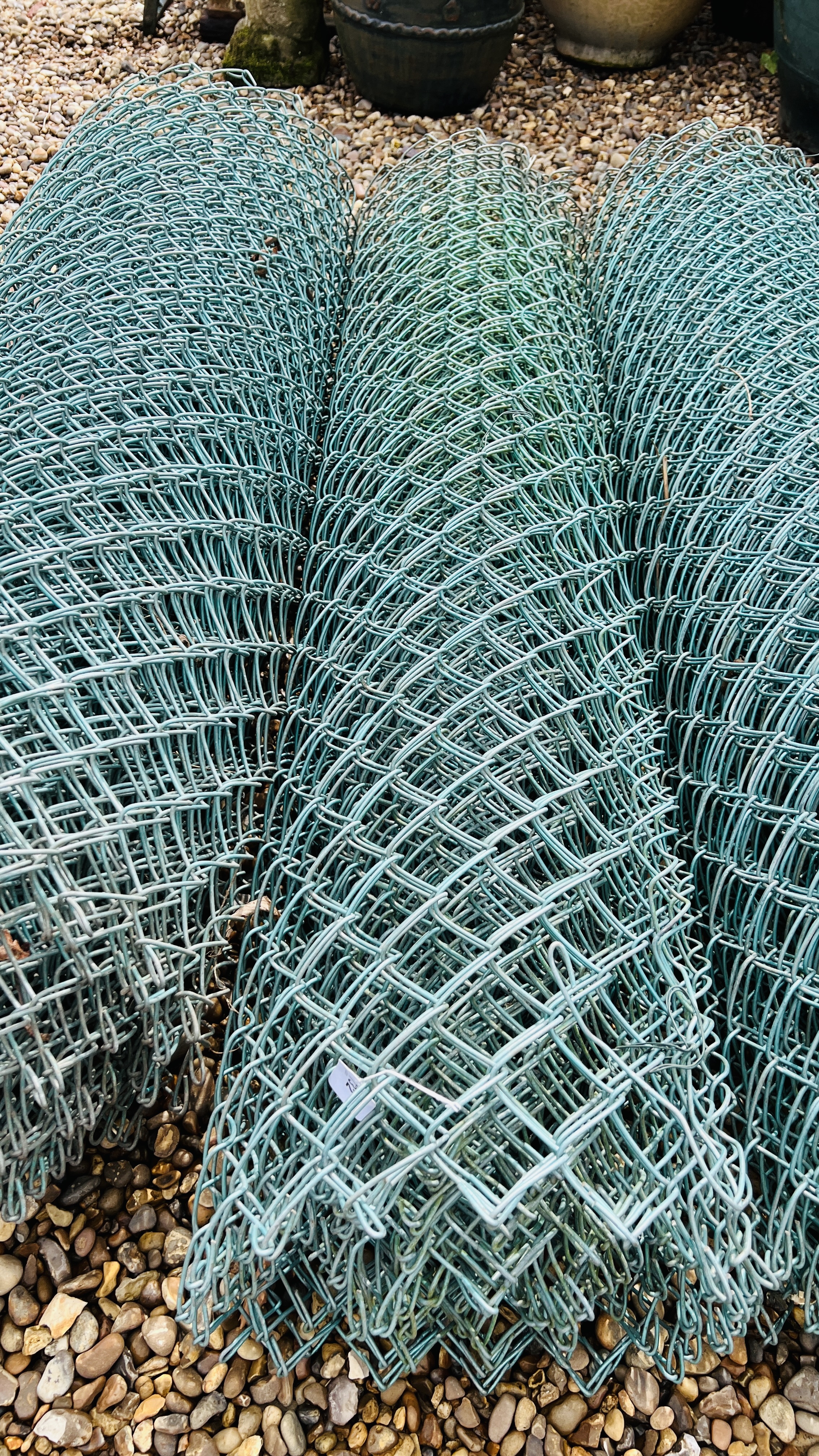 1 X ROLL OF GREEN GALVANIZED CHAIN LINK FENCING 120CM H.