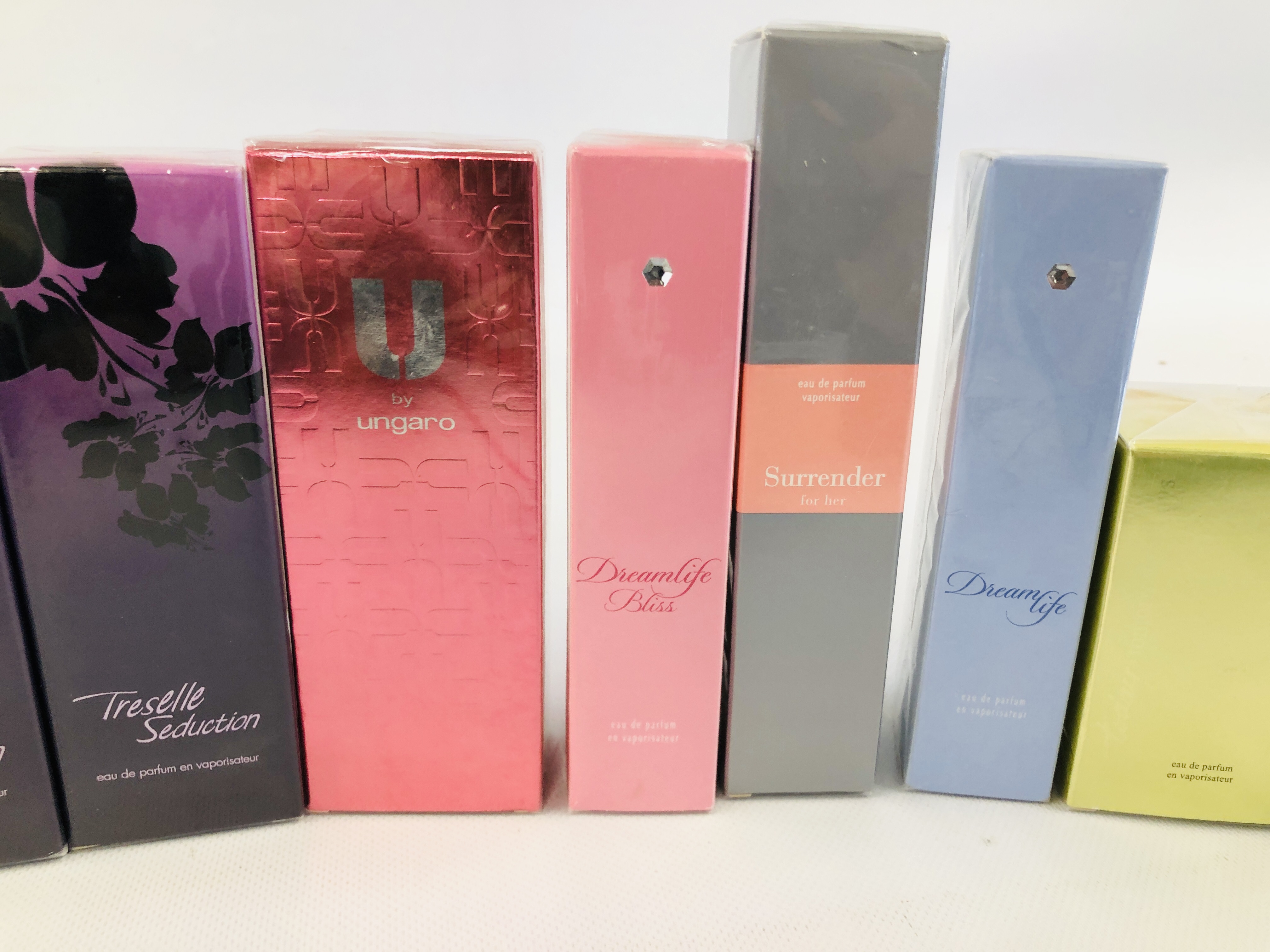 A GROUP OF 11 ASSORTED PARFUMS TO INCLUDE RARE DIAMONDS, BALLROOM BEAUTY, - Image 4 of 5