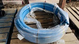AS NEW ROLL OF 32MM X 50M BLUE ALKATHENE PE80 WATER PIPE.