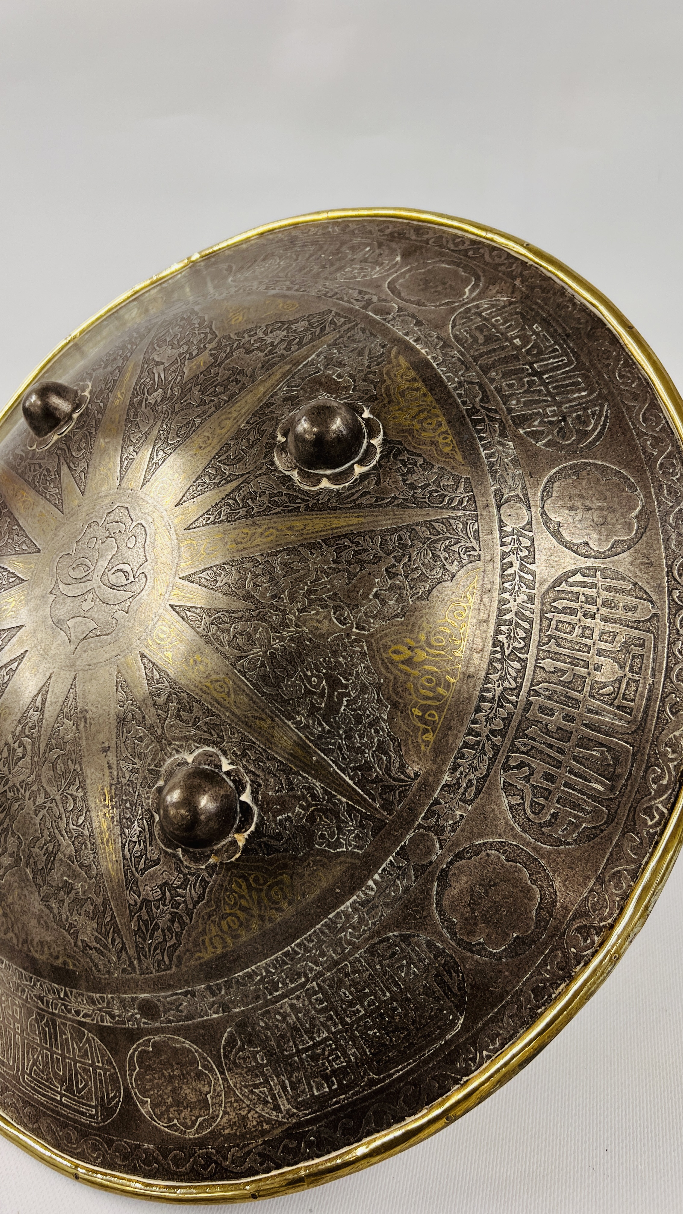 C19th INDO-PERSIAN STYLE DHAL (SHIELD) DECORATED WITH A BAND OF CALLIGRAPHY, STAR AND FACIAL DESIGN, - Image 3 of 21