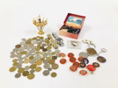 A GROUP OF COINAGE AND BADGE, TWO WRIST WATCHES AND SMALL GROUP OF MINERALS AND GLASS ETC.