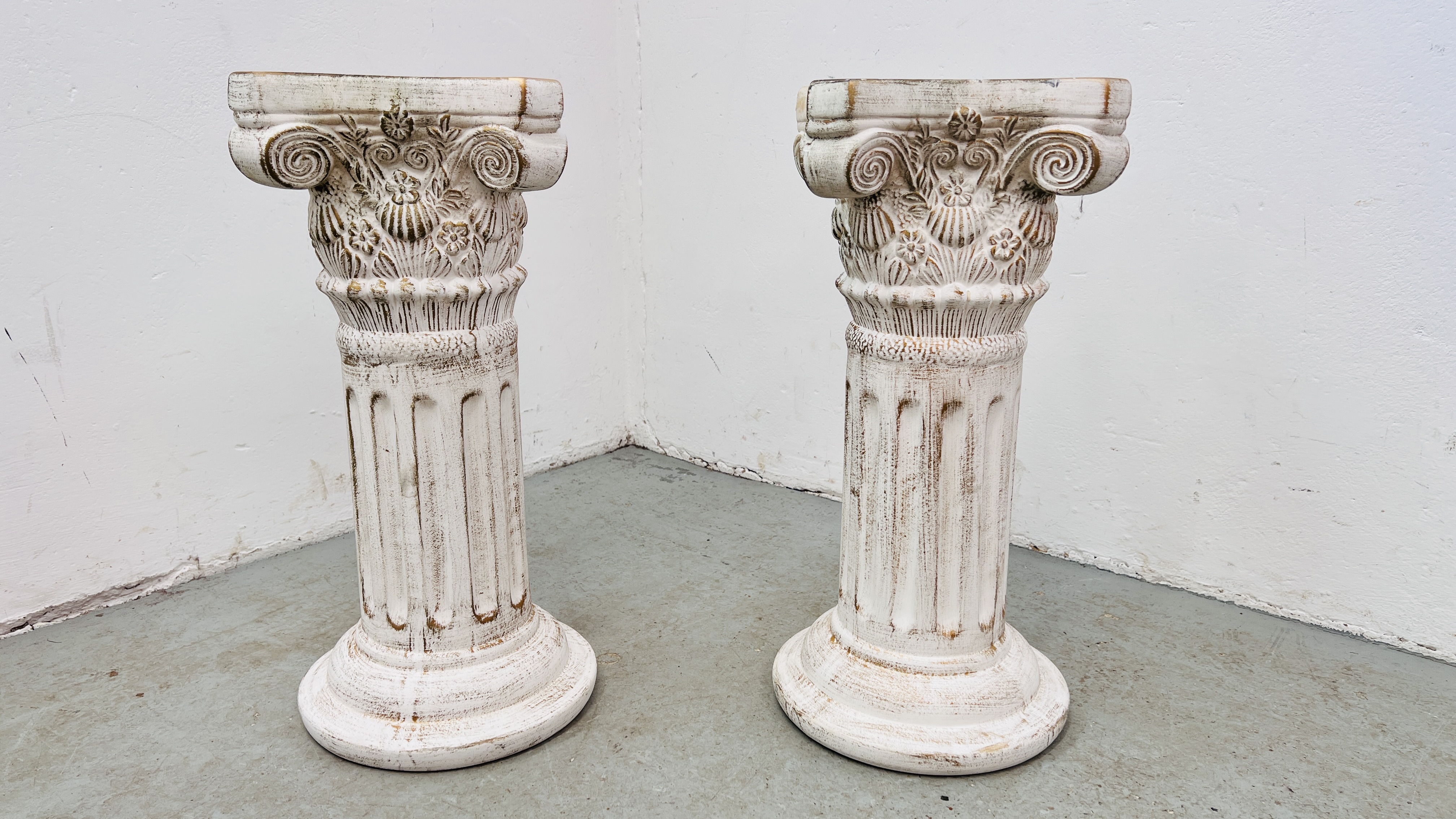 A PAIR OF REPRODUCTION COLUMN PEDESTAL STANDS, H 61CM. - Image 9 of 9