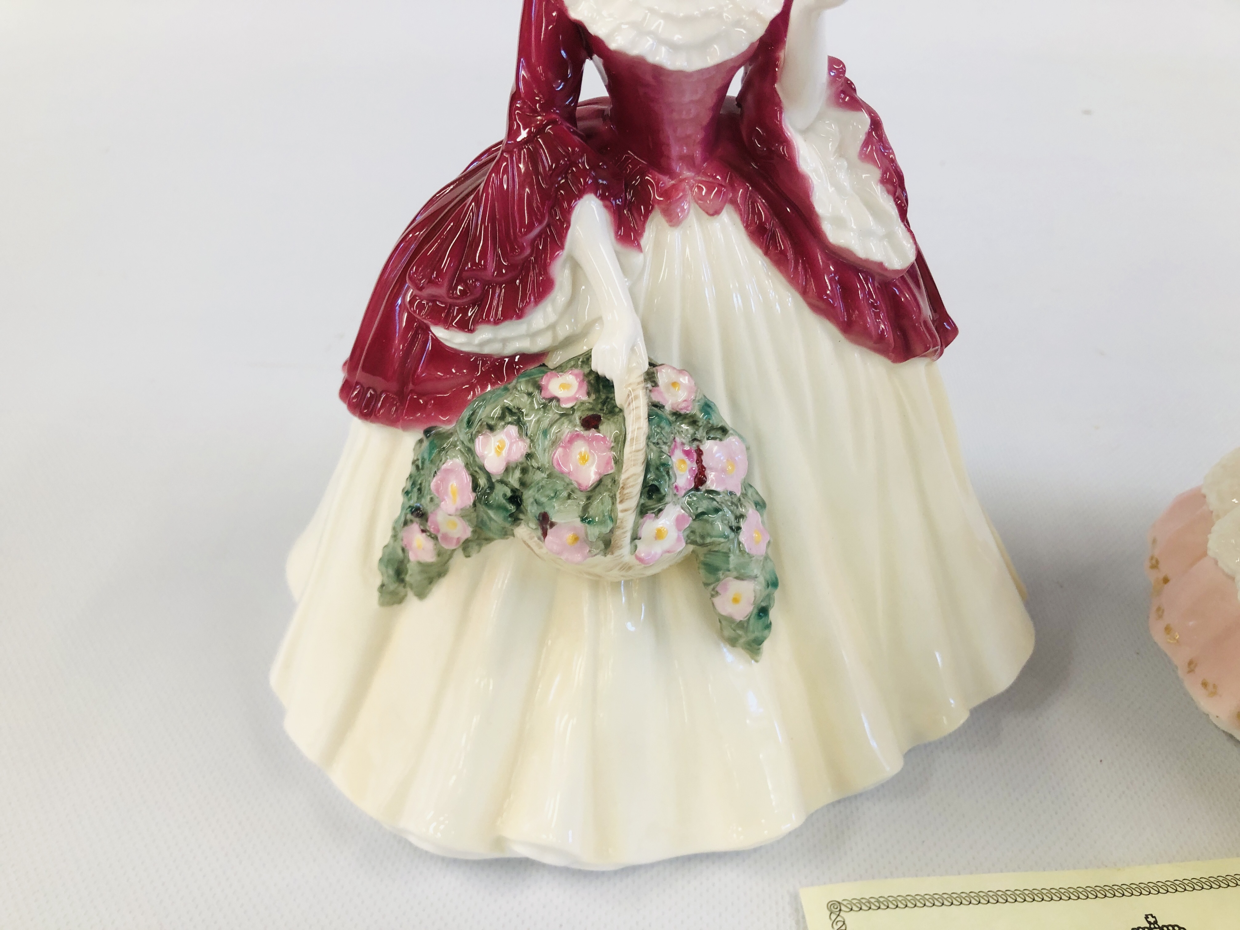 TWO COALPORT FIGURINES TO INCLUDE HOLLY BRIGHT CW514 14/7500 AND OLIVIA (A/F) CW321 No. 4.643. - Image 5 of 8
