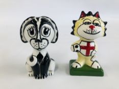 "THE ENGLAND FOOTBALLER" H 13.5CM & SUITED CAT H 12 BEARING SIGNATURES.
