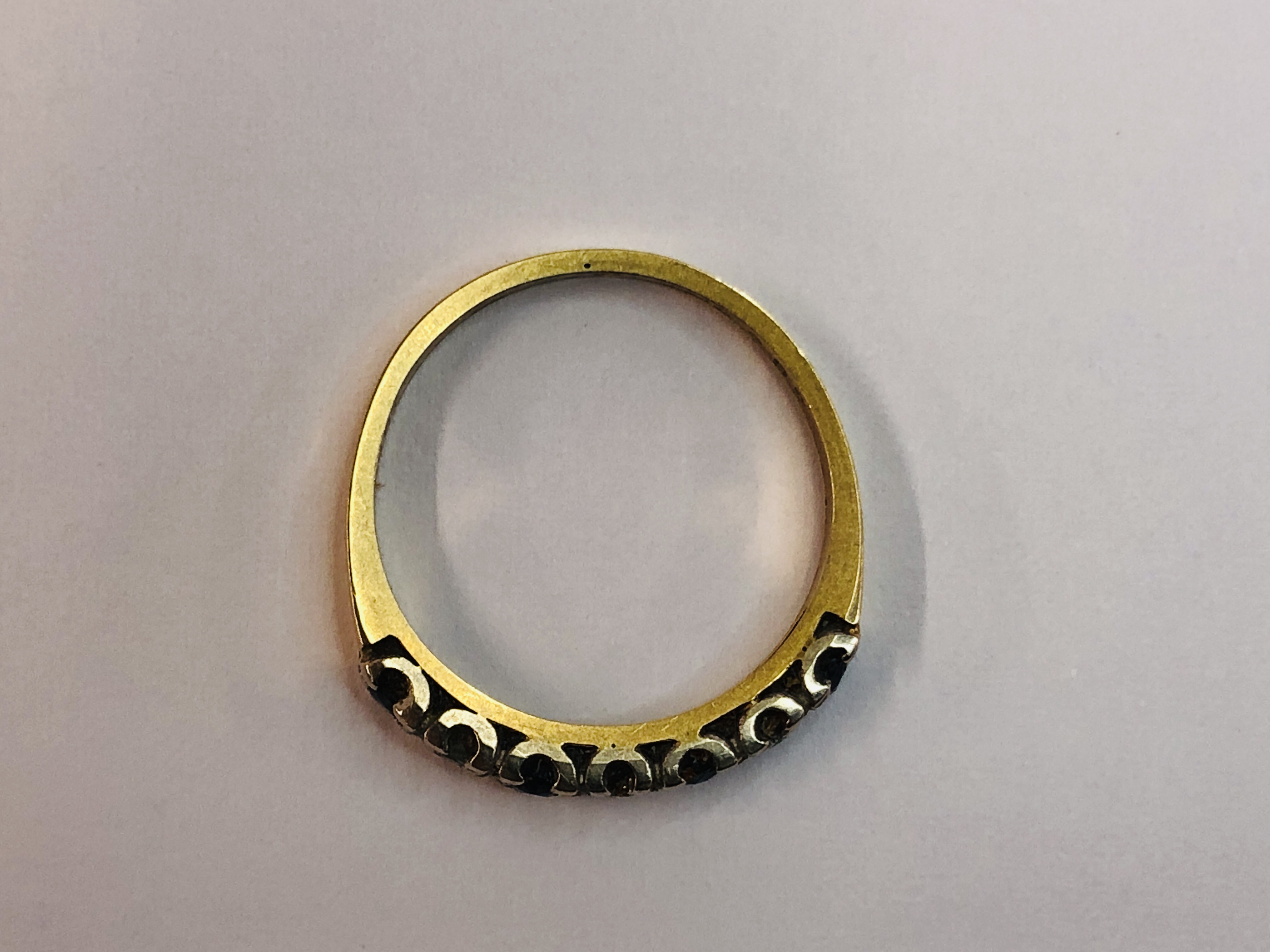 AN 18CT GOLD SAPPHIRE & DIAMOND HALF ETERNITY RING. - Image 4 of 8