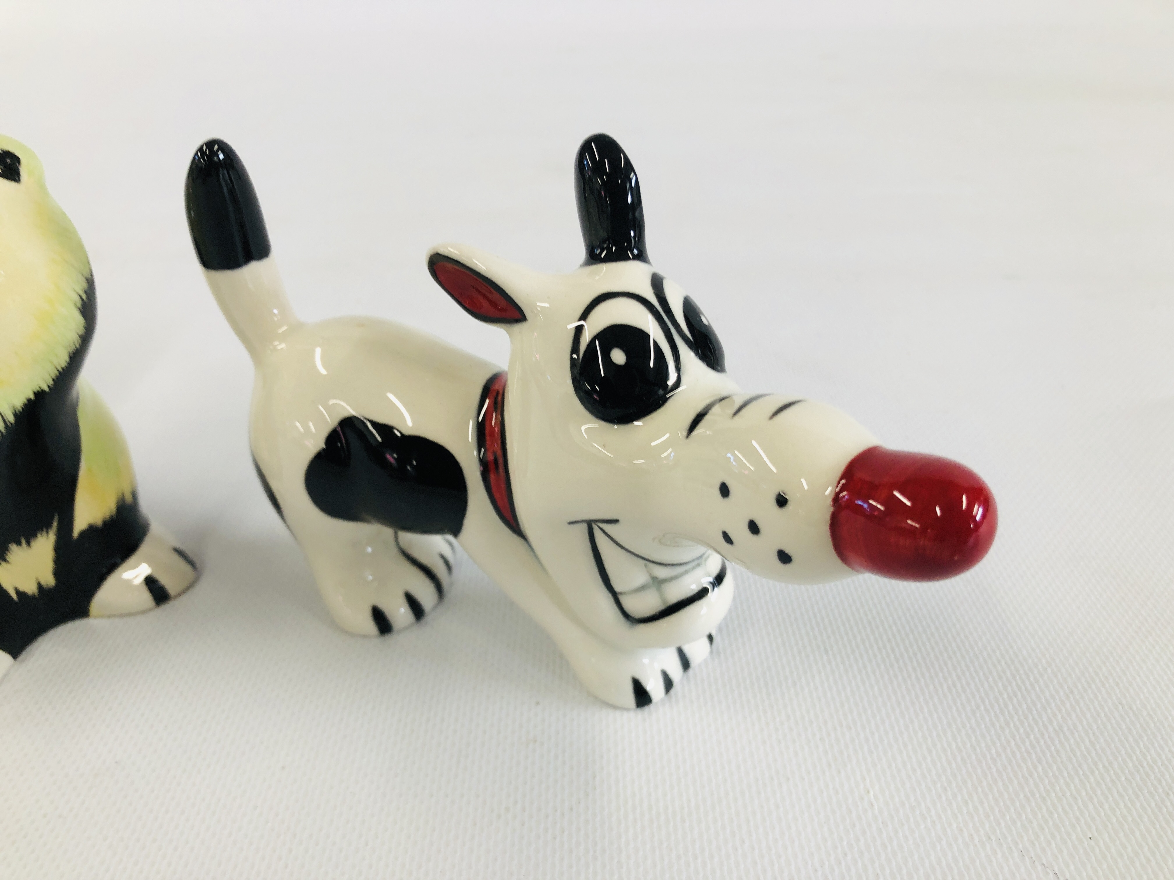 TWO "LORNA BAILEY" COLLECTORS CATS TO INCLUDE SNOOPY H 10CM & MARMALADE H 12CM BEARING SIGNATURE. - Image 2 of 6