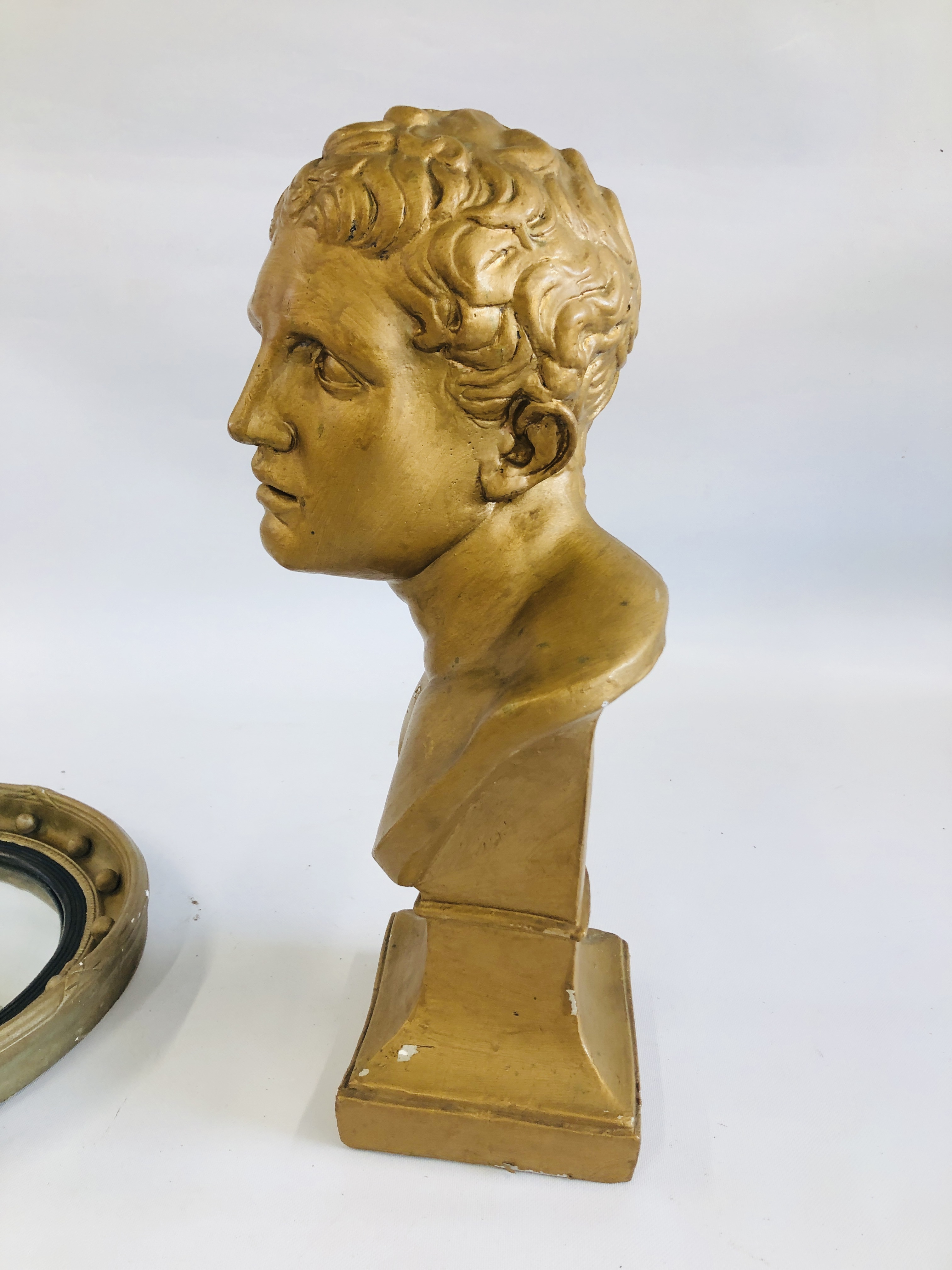 A CIRCULAR CONVEX WALL MIRROR, PLASTER BUST. - Image 2 of 3