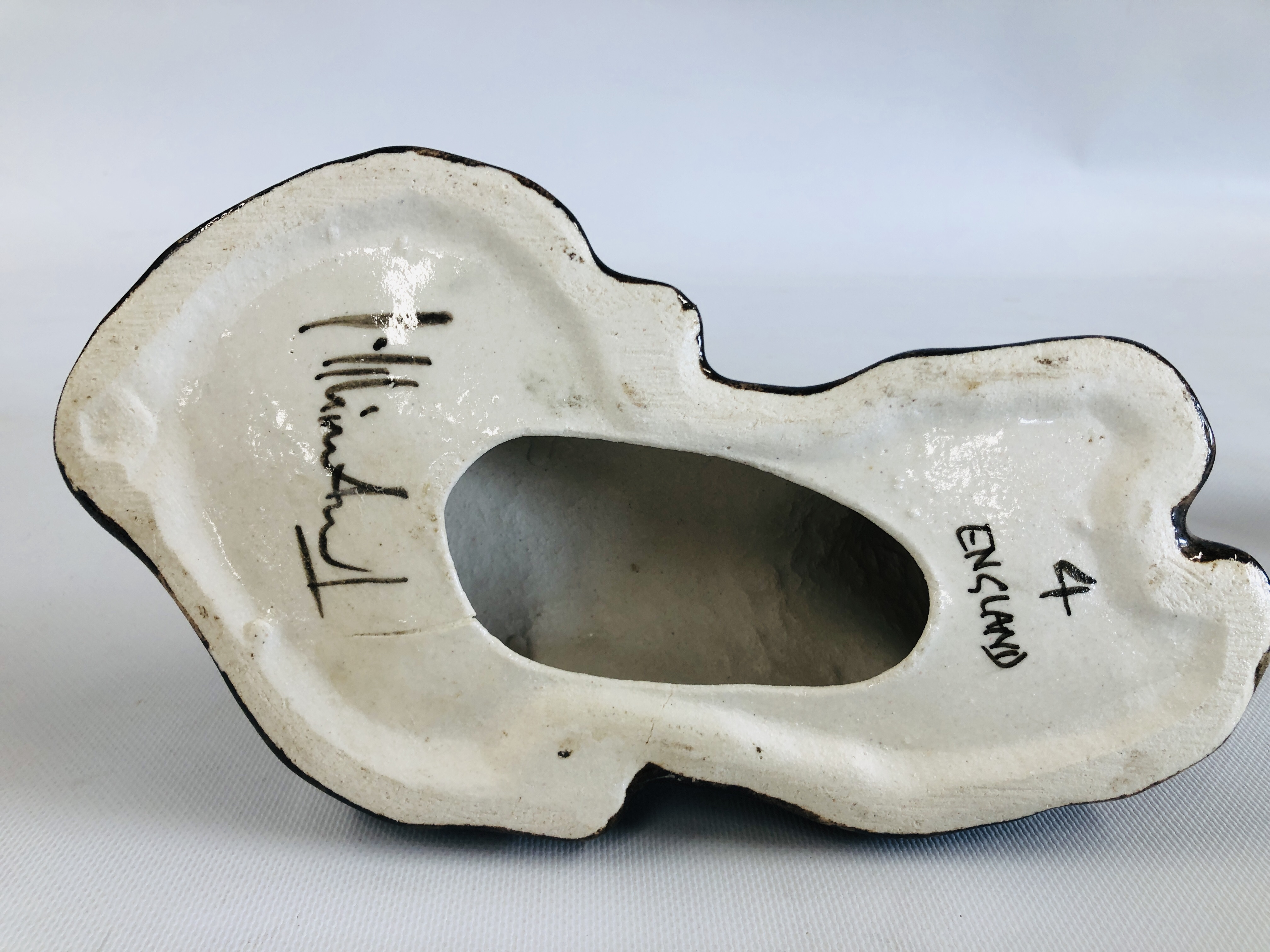 A WINSTANLEY POTTERY EXAMPLE OF A "SEATED" CAT BEARING SIGNATURE TO THE BASE, H 23. - Image 10 of 16