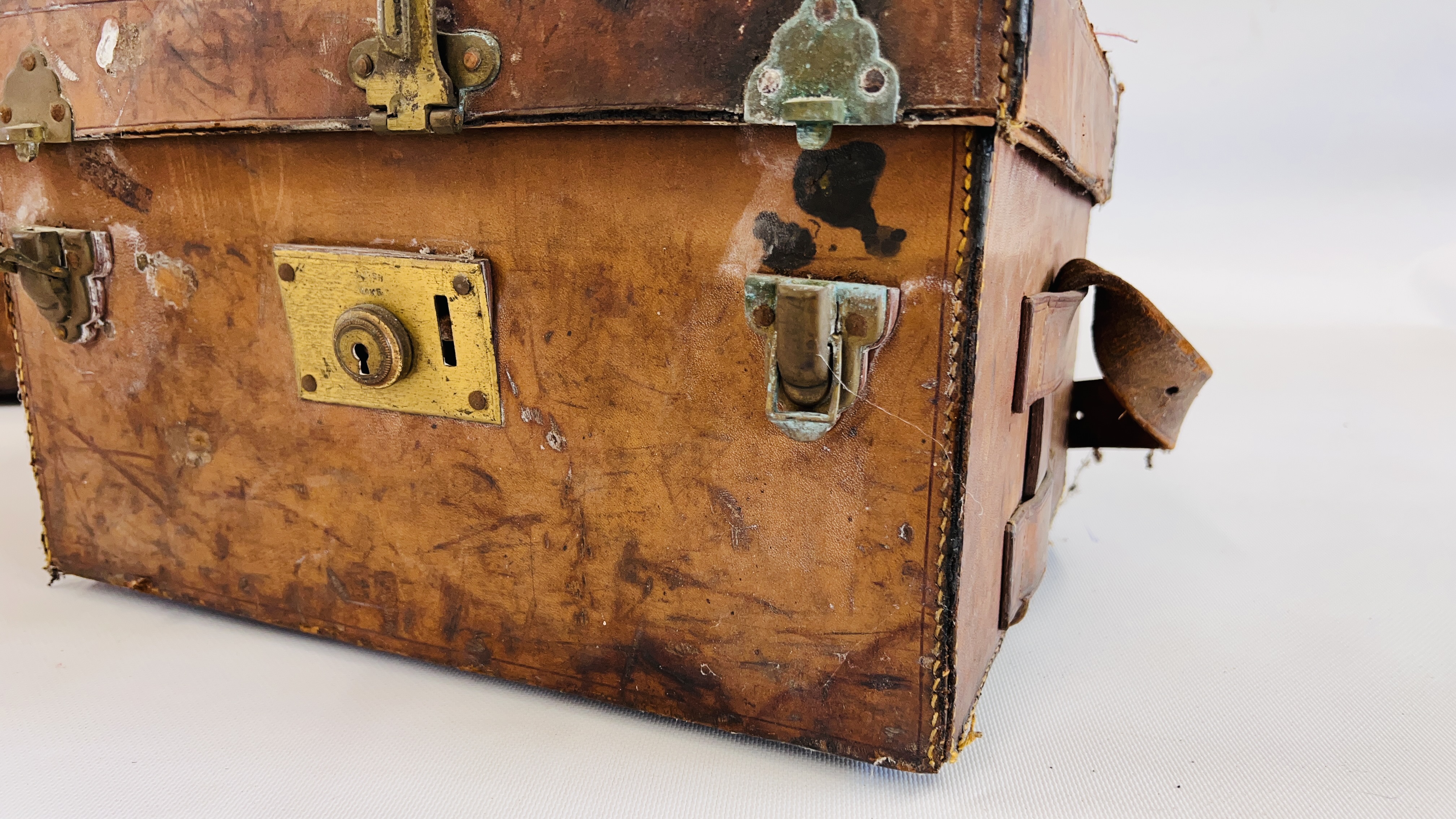 TWO ANTIQUE LEATHER TRANSIT CASES 44 X 28 X 34CM AND 37 X 27 X 22CM. - Image 4 of 11
