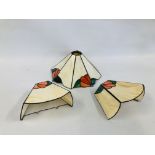 A TIFFANY STYLE STAINED GLASS PENDANT LAMP SHADE ALONG WITH TWO MATCHING WALL LIGHT SHADES, 1 A/F.